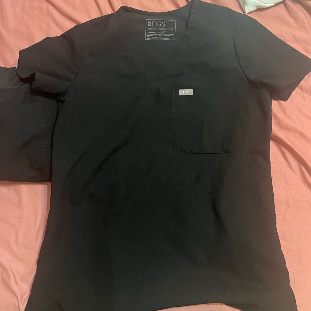 figs black xs